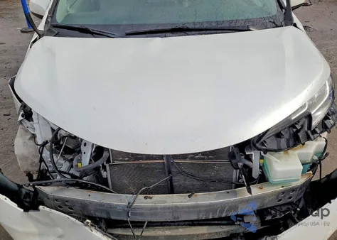 2022 Toyota Sienna Xle z USA, uszkodzony, nr VIN 5TDJRKEC7NS085304